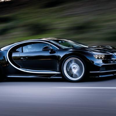 Bugatti Chiron Speed Side View 113074 1920x1080
